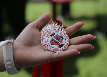  Fotbalisté SK Bystřice nad Pernštejnem podpořili  již po šesté denní stacionář Rosa 