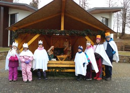 Tříkráloví koledníci ve Slavkovicích