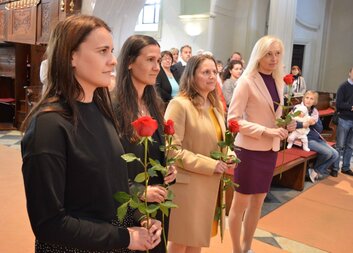 30 let Charity. Více než 10 950 dní pomoci potřebným