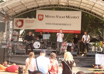 Klub Wellmez upořádal již 9. ročník multižánrového festivalu Funny Fest