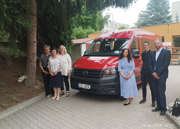 Nový vůz pro klienty denního stacionáře Nesa